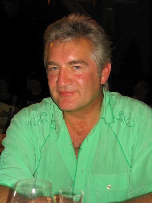 Хочу познакомиться с ухоженной миниатюрной девушкой/женщ