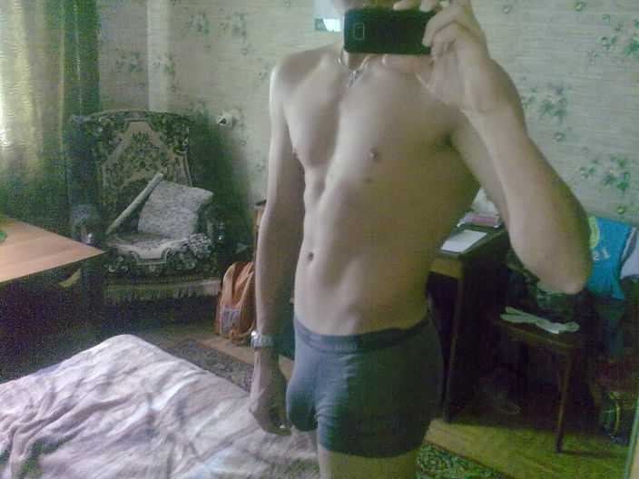 Девушки, если нравлюсь пищите