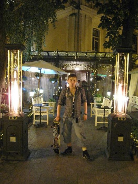 я с скейтом