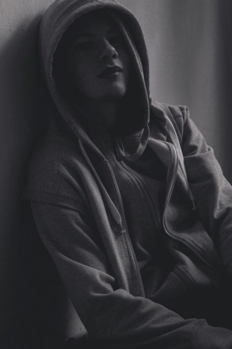 просто не хер делать)