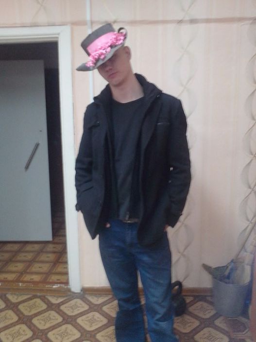 главное шапка))