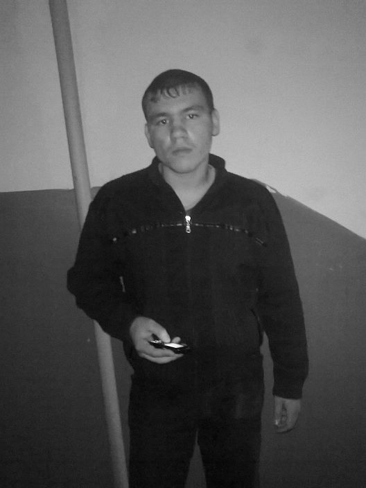 в черно белом фоне