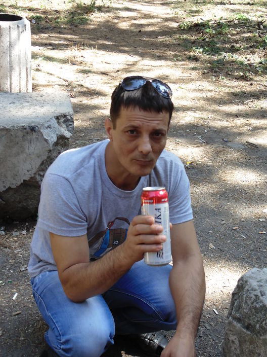 это лично я