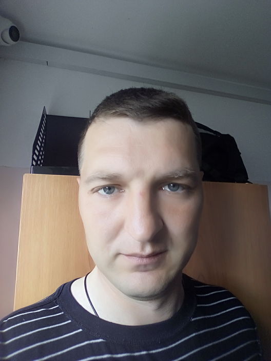 Это я