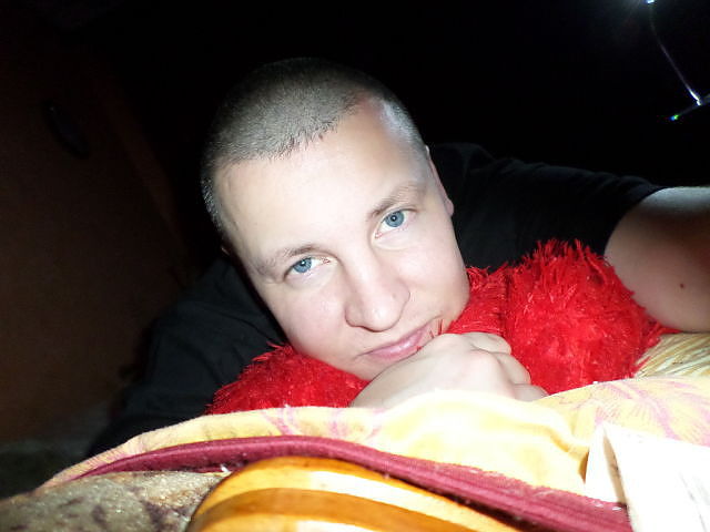 Скучаю )