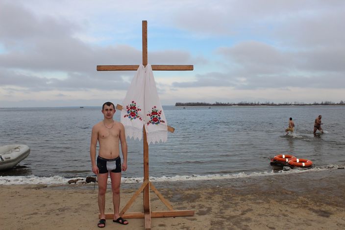 а ето я