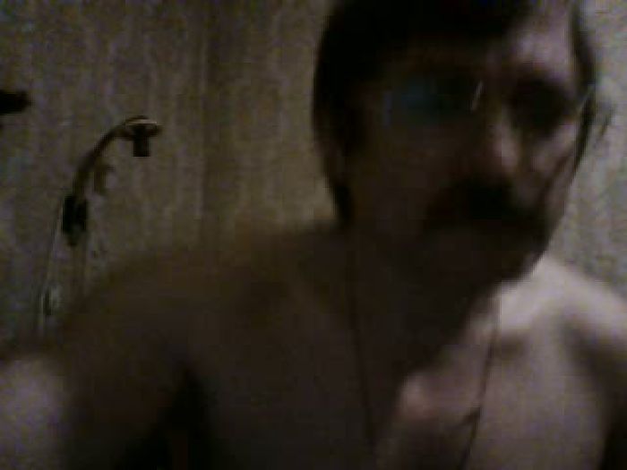 кто хочет отсосать или воткну