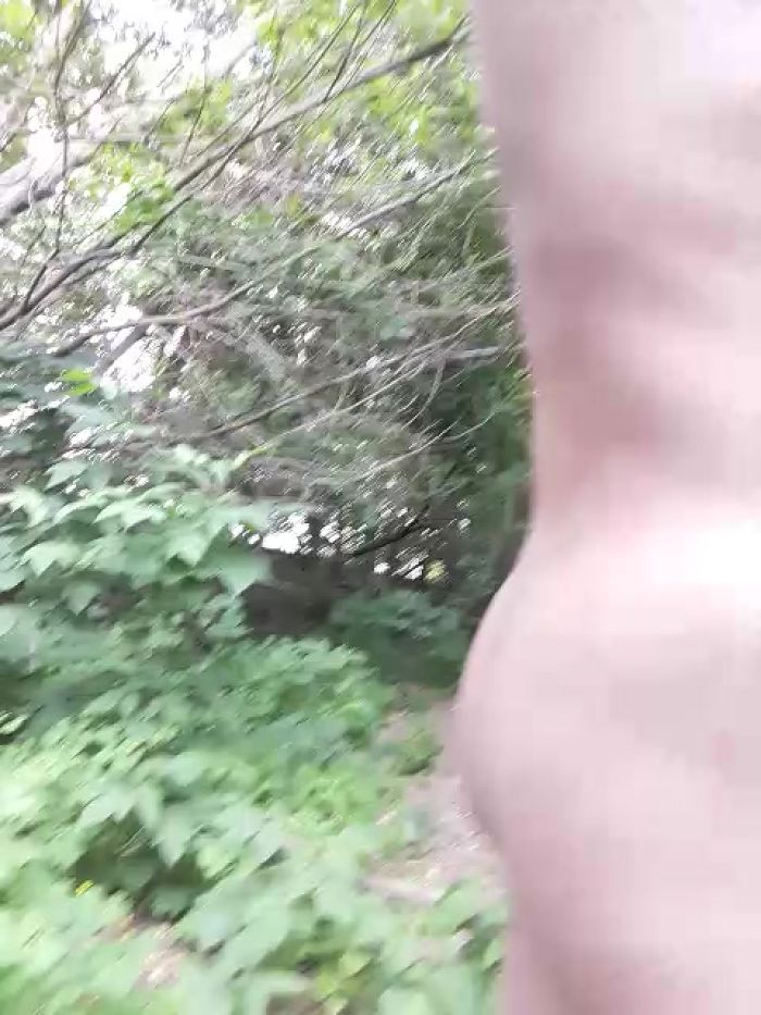 КРУЧУ ПОПКОЙ НА НУДИКИ ПЕРЕД МУЖИКАМИ И ПОТОМ ДАЮ