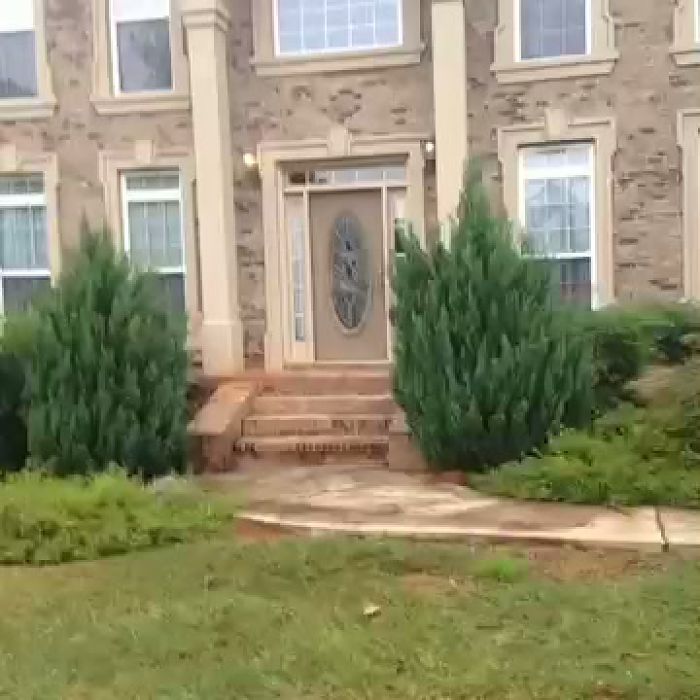 Бывает же такое недоразумение))))))