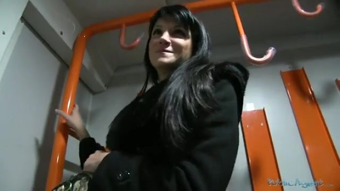 Ещё одна блядю в прежде )