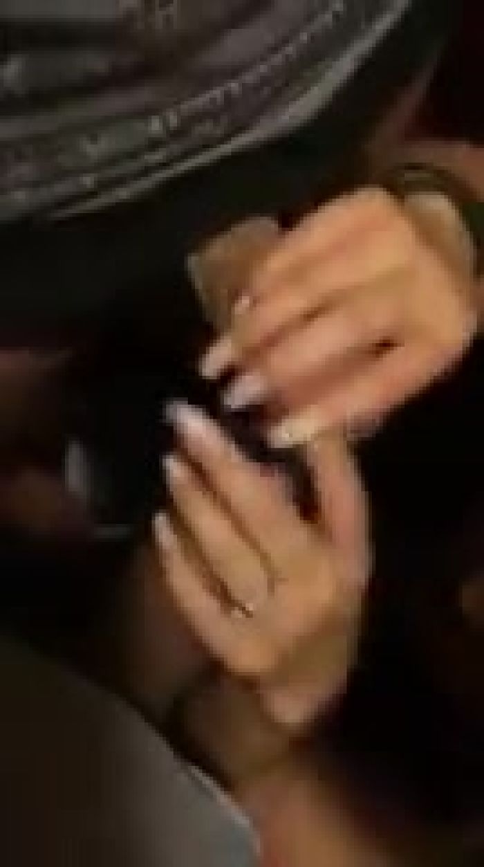 хорошая прилюдия