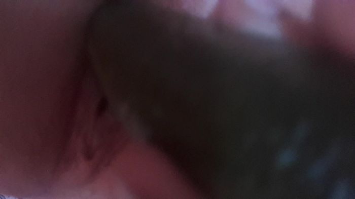 Киса и огурчик