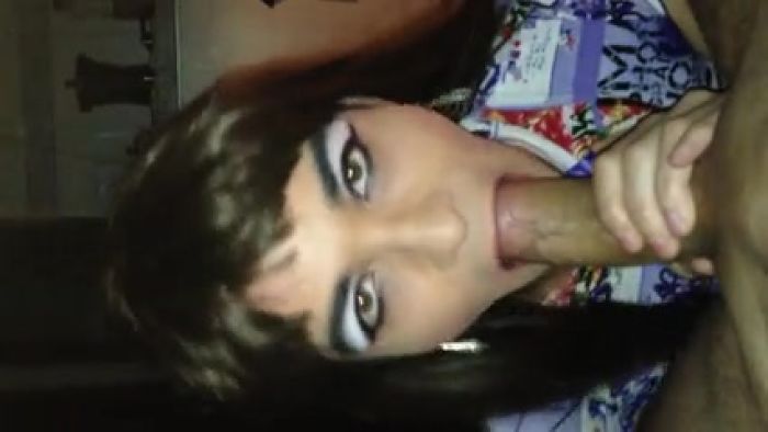 Транс хорошо сосет