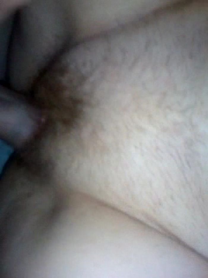 под одеялом