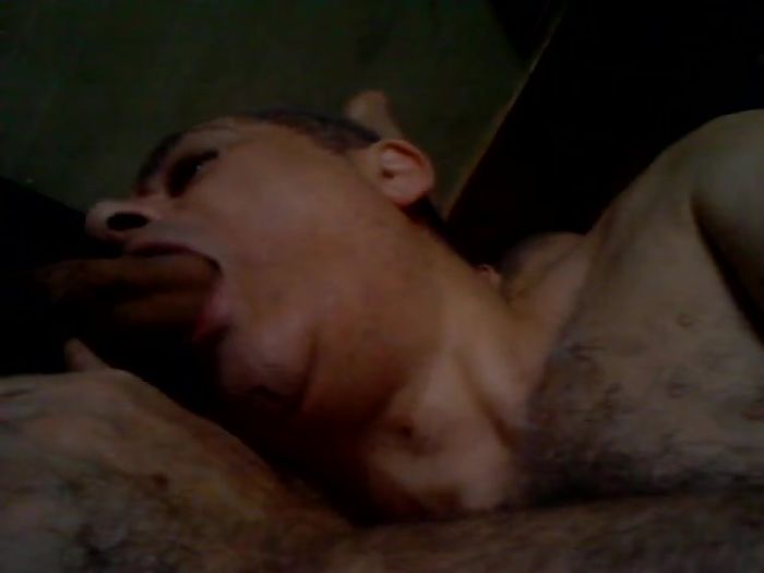 парень ебёт меня в рот