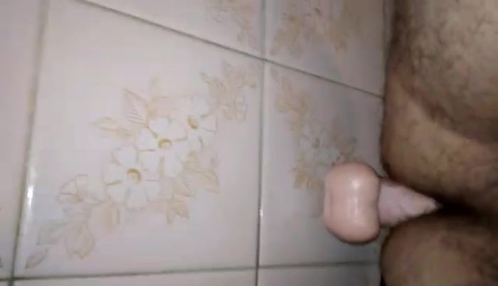 Выполняет приказ!