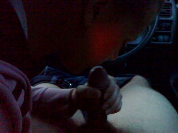 отсосала в машине